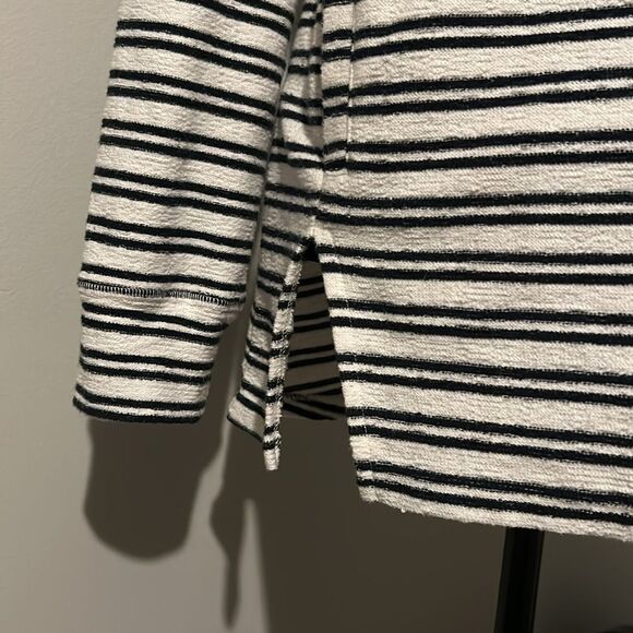 Tommy Hilfiger small cowl neck  D - Picture 2 of 6